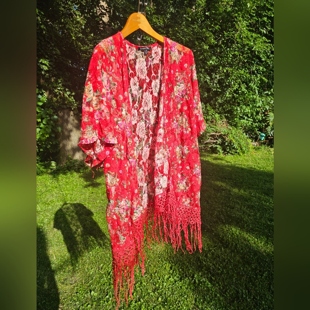 Sweet Rain Red and Pink Floral Kimono